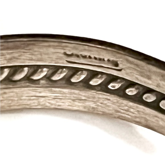 Signed - Spencer, Navajo. Vintage Sterling Silver “Carico Lake” Turquoise Cuff - Picture 12 of 14